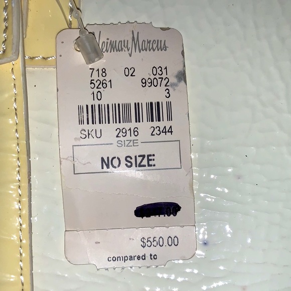 Tory Burch NWT white and cream purse - Picture 5 of 8